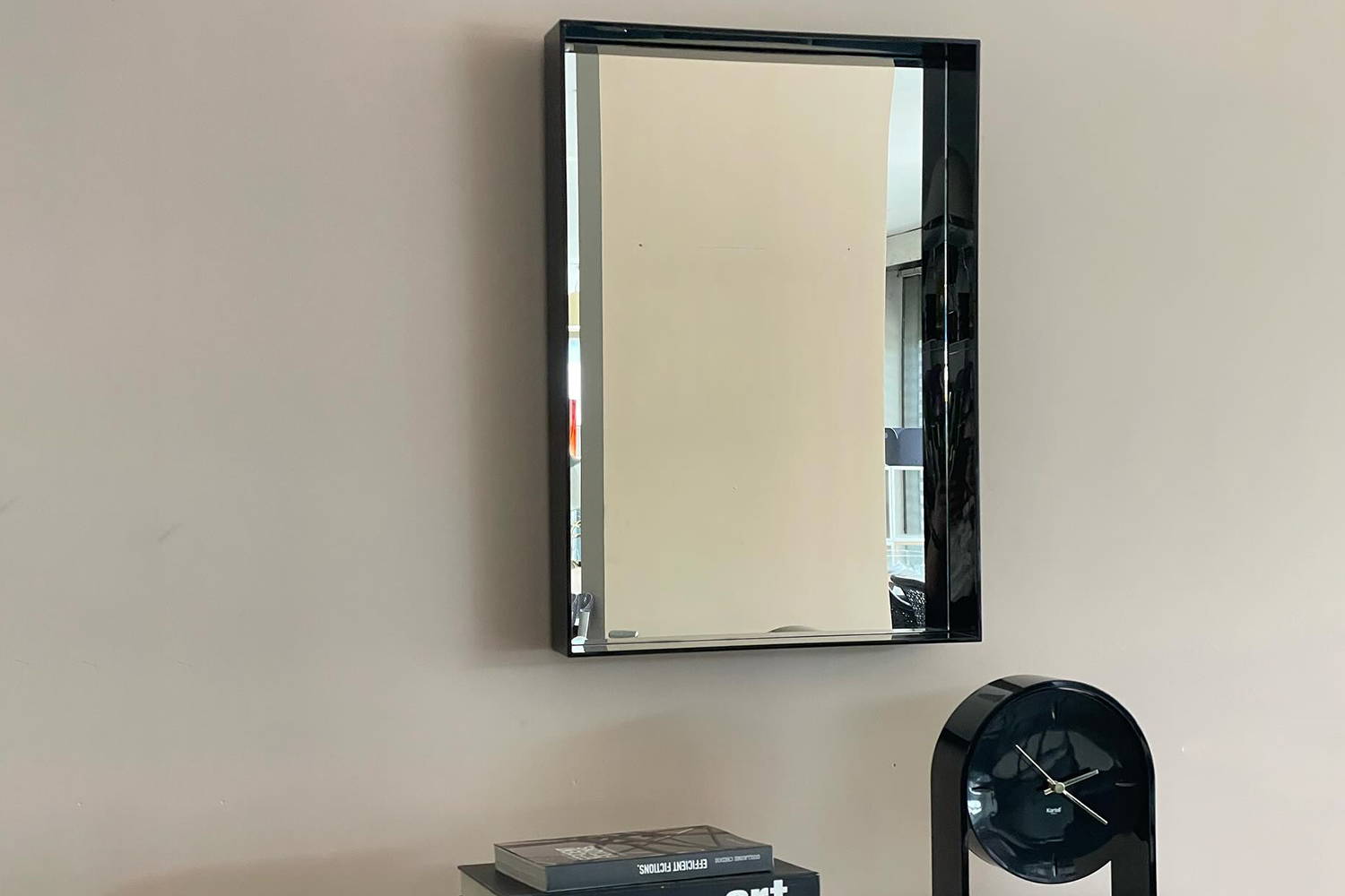 Only Me Mirror by Kartell | room service 360°