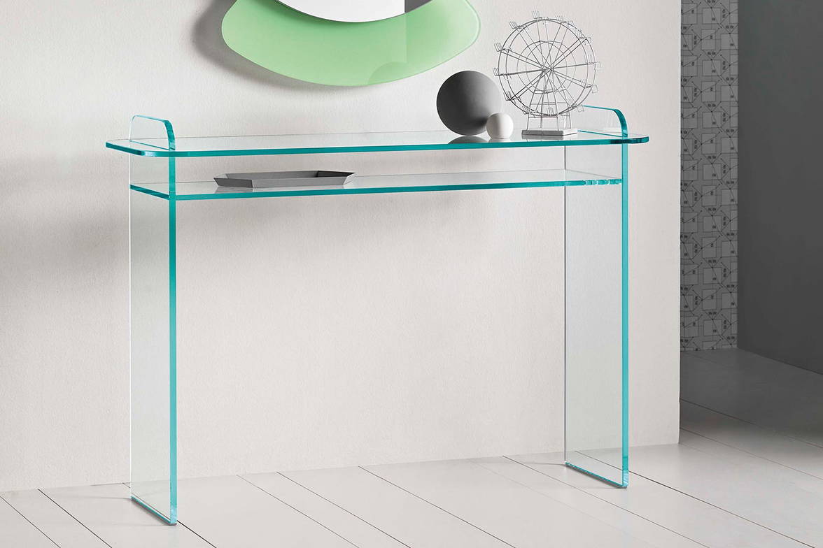 Opalina console in extra clear finish Opalina console in extra clear finish