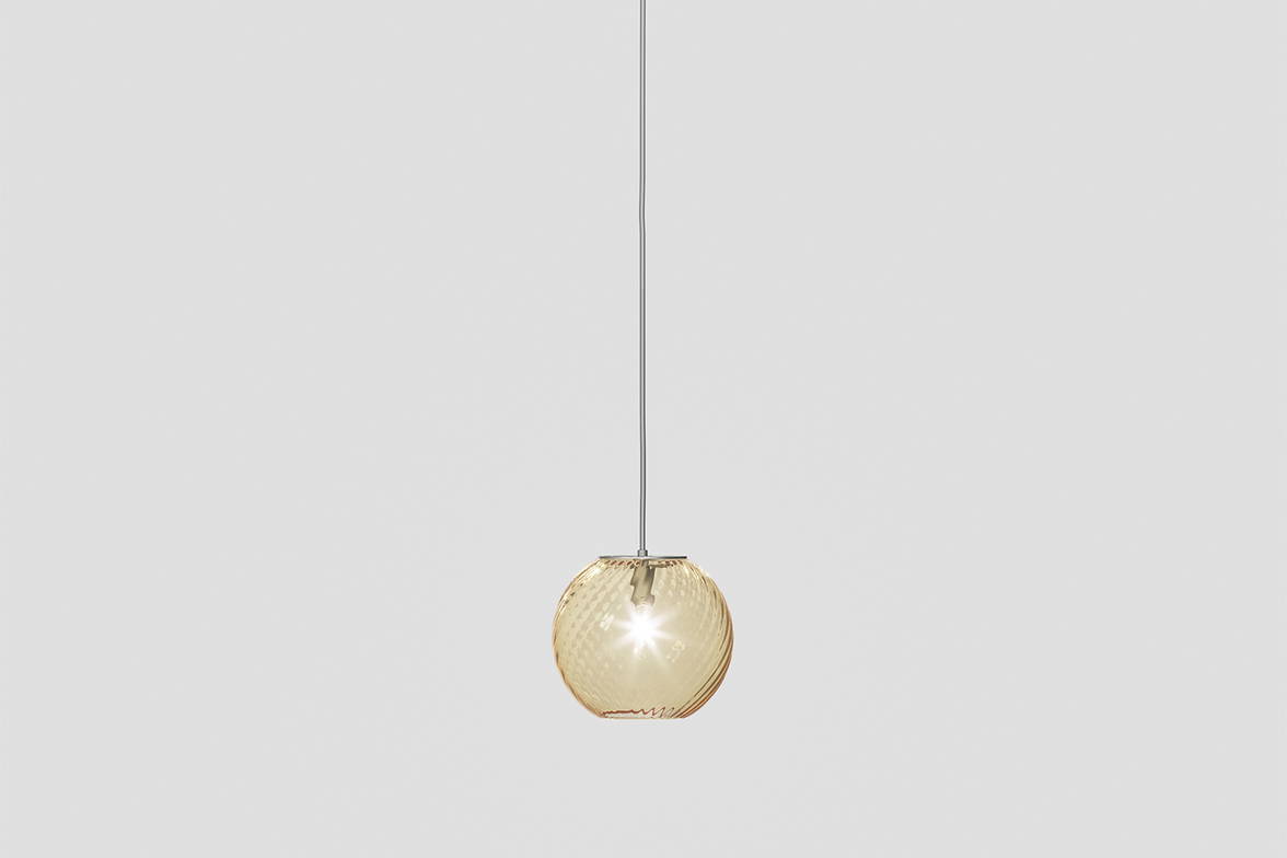 Oto SP 18 Pendant Light with amber striped glass finish Oto SP 18 Pendant Light with amber striped glass finish
