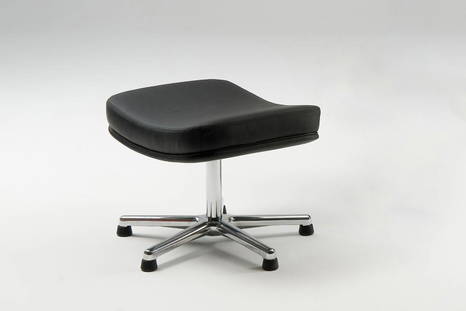 F141 footstool by Artifort