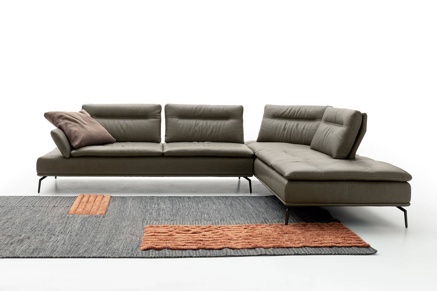 Pacific Fly Corner Sectional Sofa with Peninsula