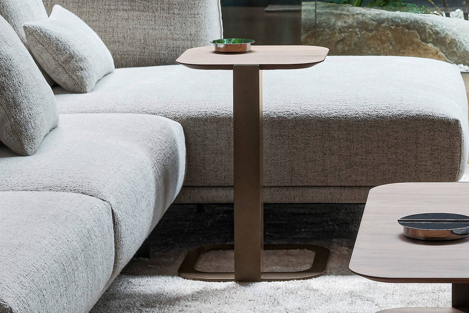 The Paddle end table by Mauro Lipparini for Bonaldo.