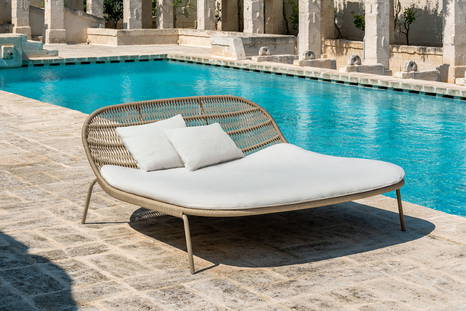 Panama daybed by Talenti