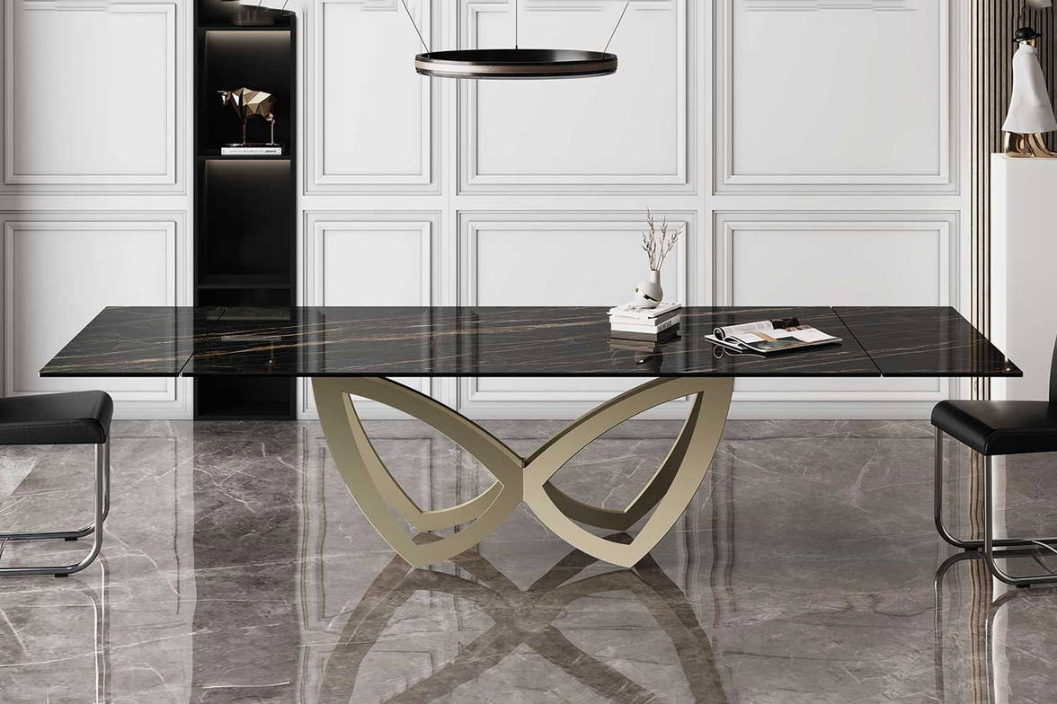 Par Par dining table by Naos Par Par dining table by Naos