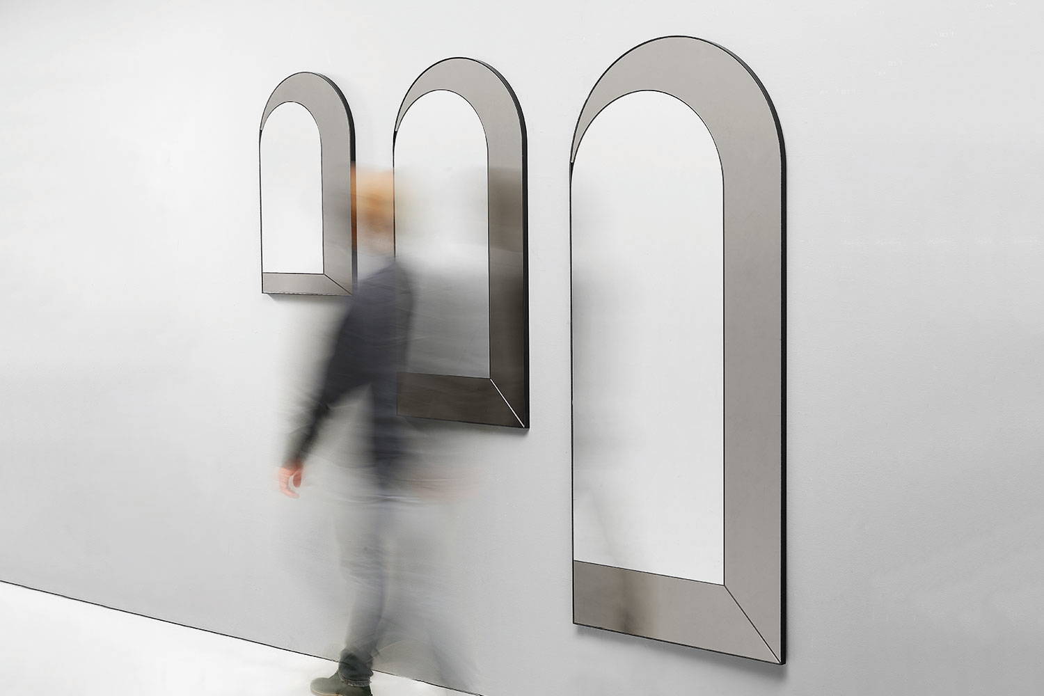 Peek mirrors by Midj