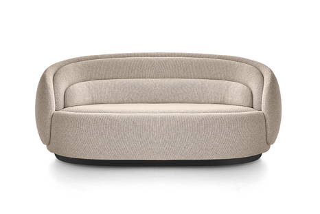 The Peonia Sofa in Zea 01 Fabric.