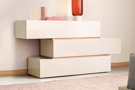 People offset dresser by Pianca (with optional spacers)