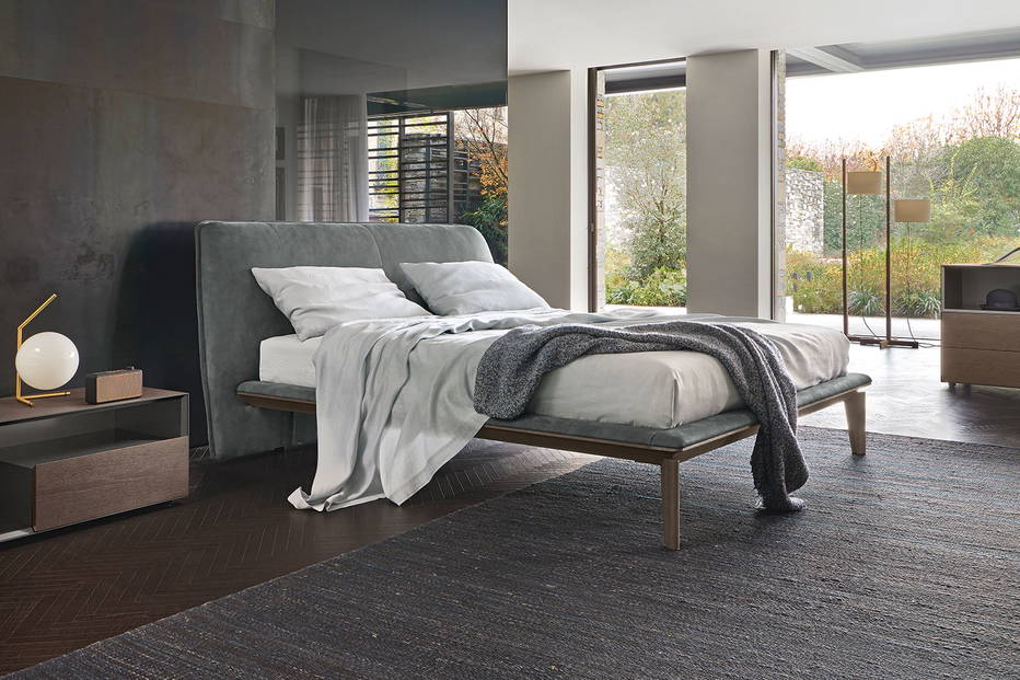 Peplo Bed