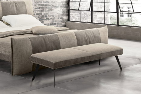 Pepper Bench