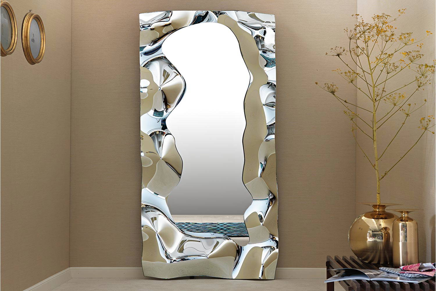 Phantom mirror by Dante O. Benini & Helidon Xhixha for Fiam