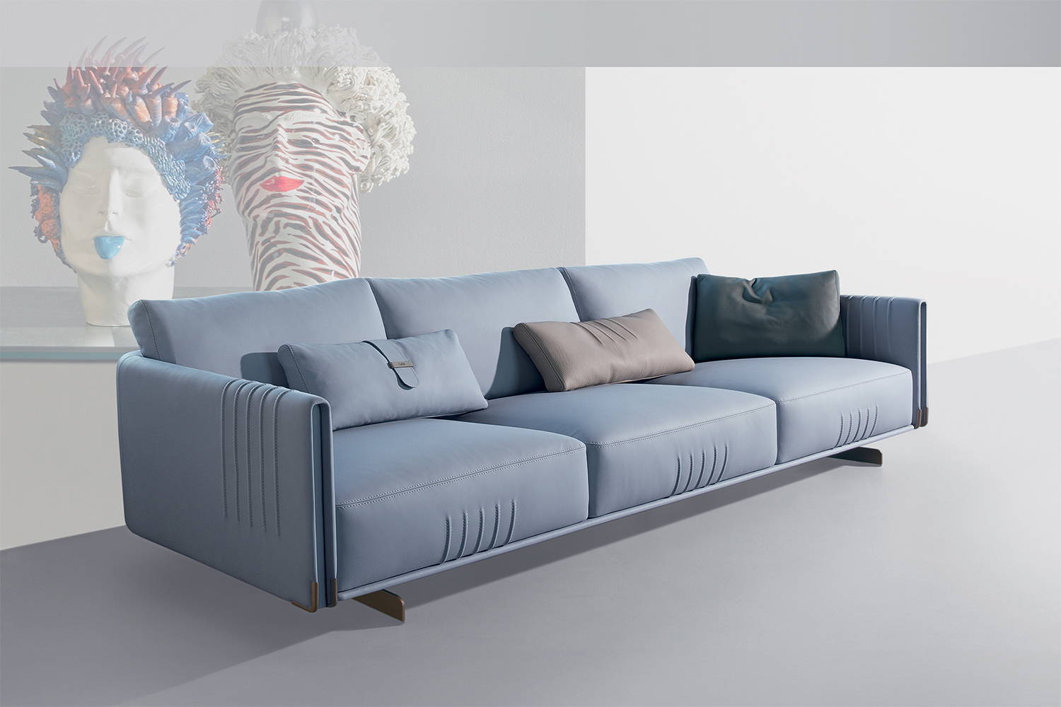GMM Philly Sofa by Gamma Arredamenti | room service 360°