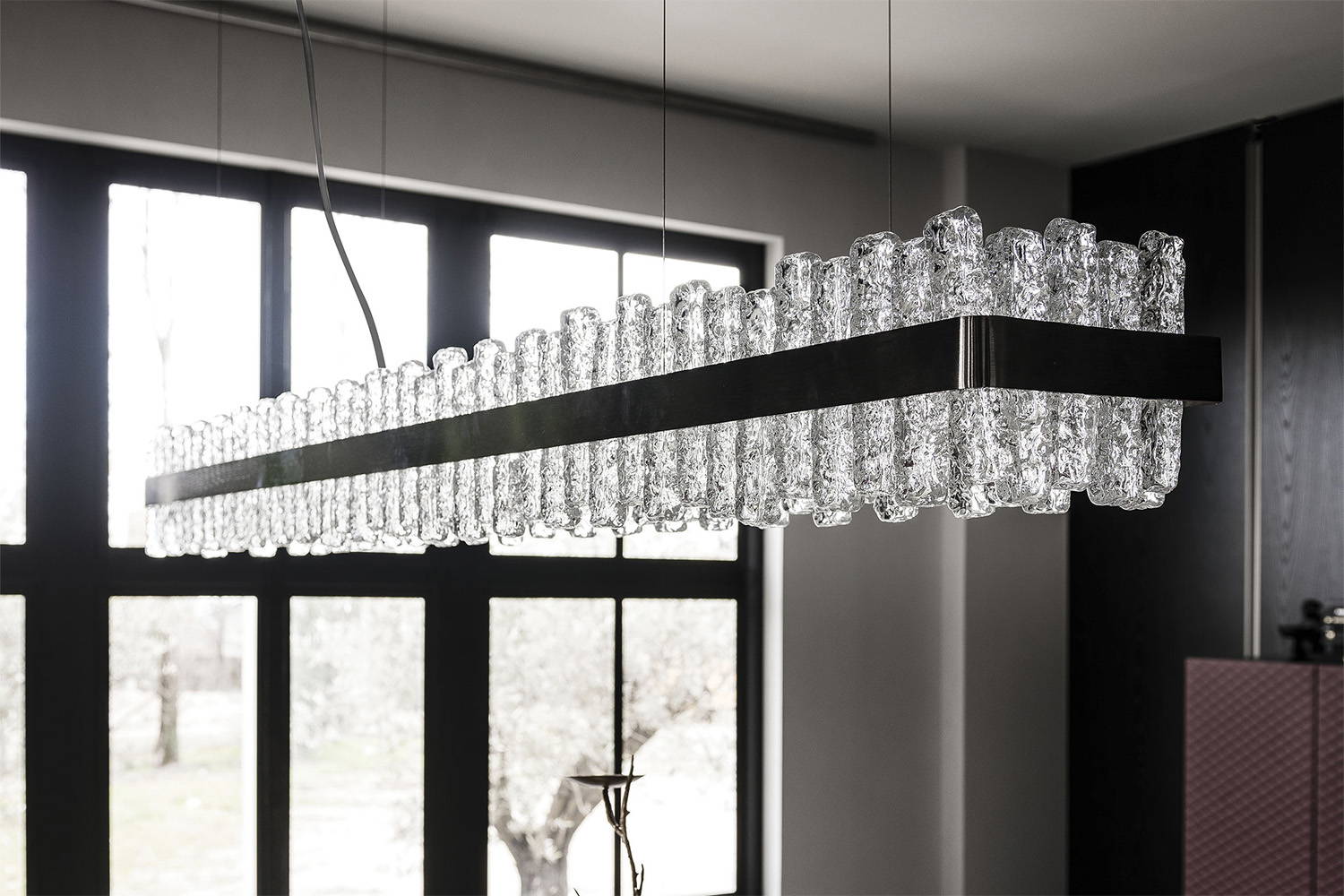 Phoenix chandelier by Cattelan Italia
