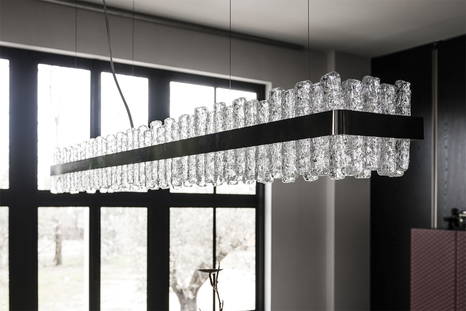 Phoenix chandelier by Cattelan Italia
