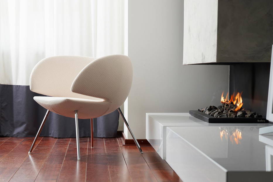 Pinq lounge armchair by Artifort