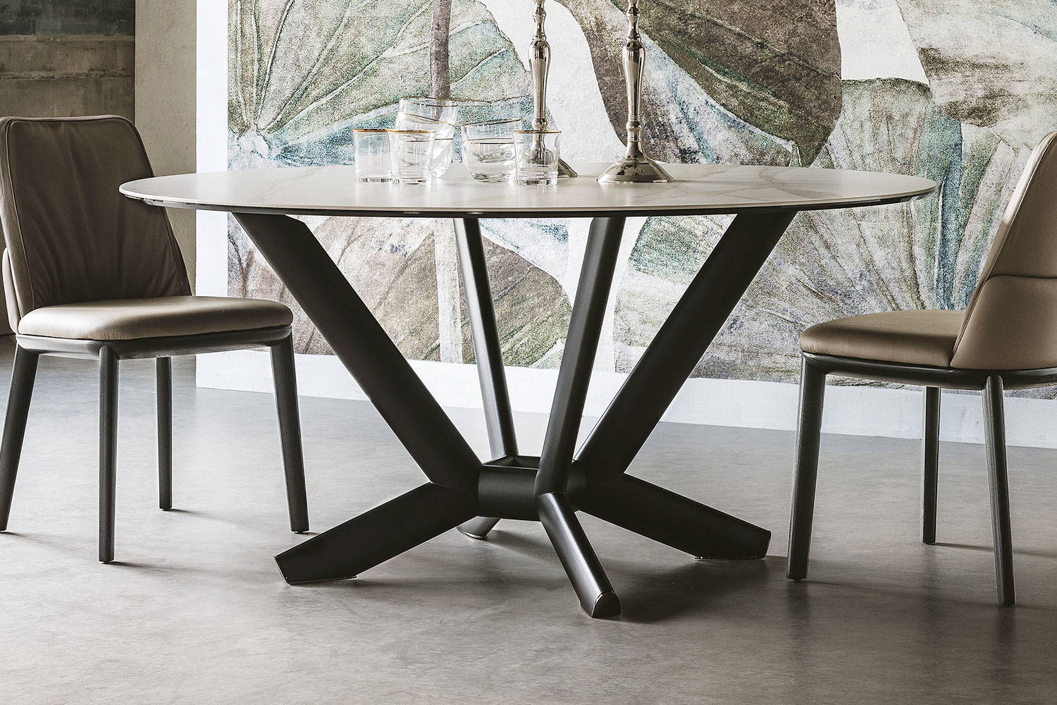Planer Round Keramik Table