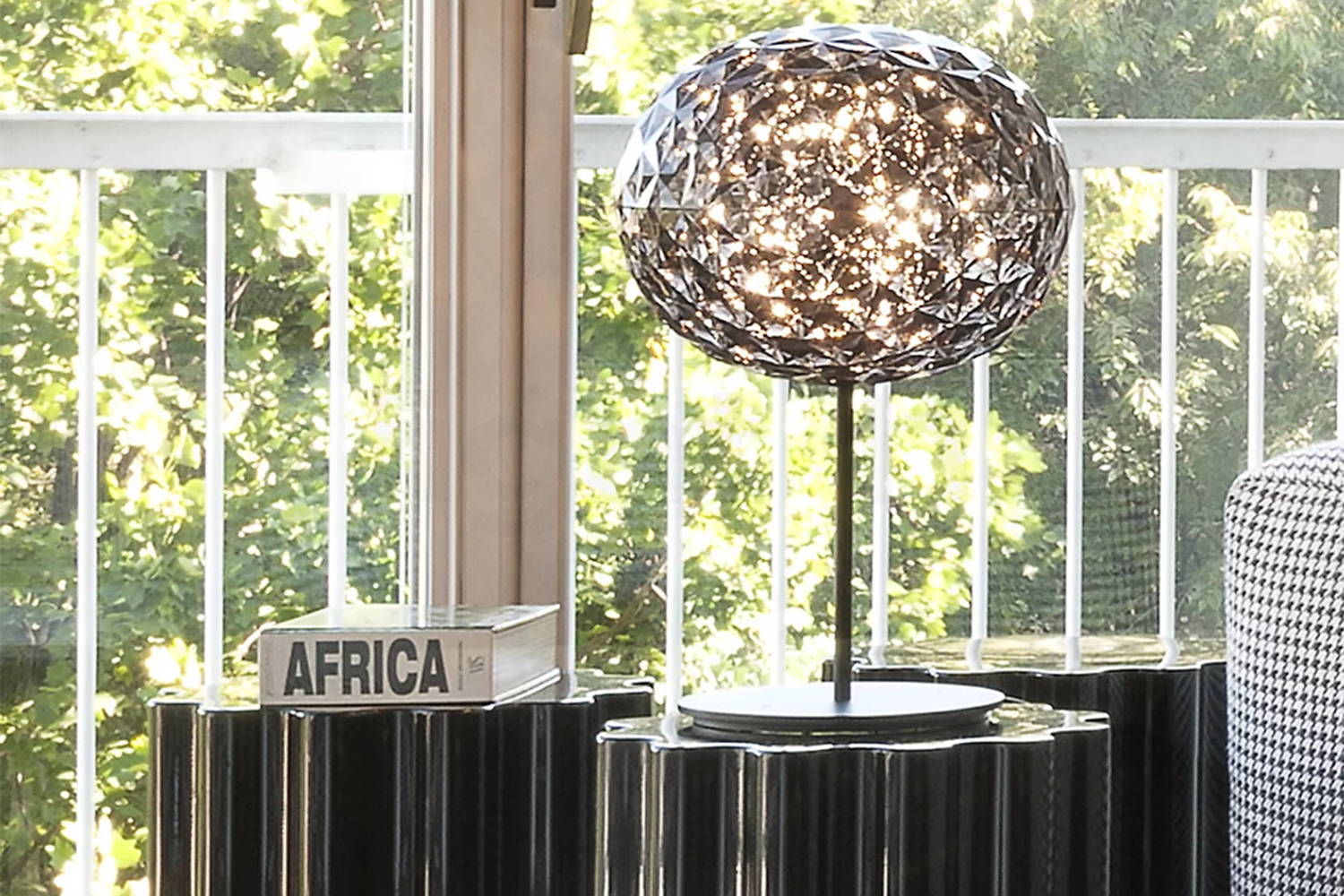 Planet Table Lamp by Kartell | room service 360°