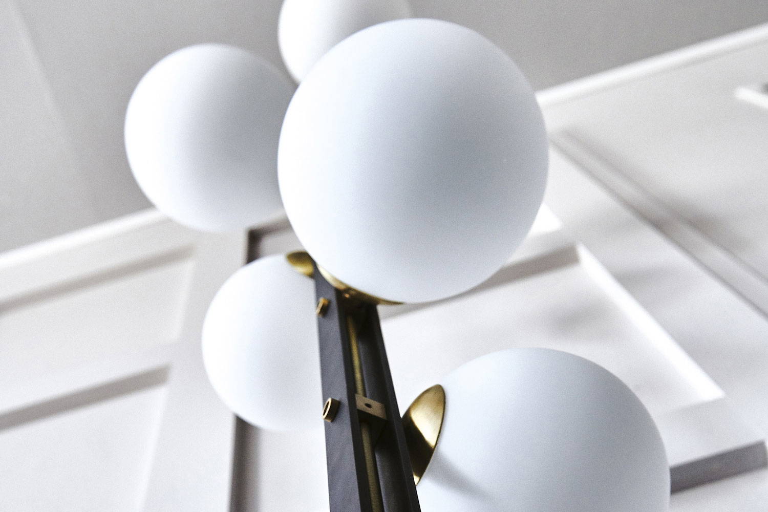 cattelan カッテラン Planeta 25万 フロス flos Planeta Floor Lamp by Cattelan Italia | room service 360°