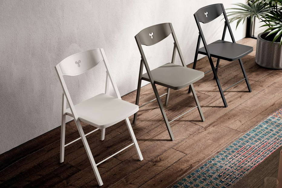 Plio Folding Chair