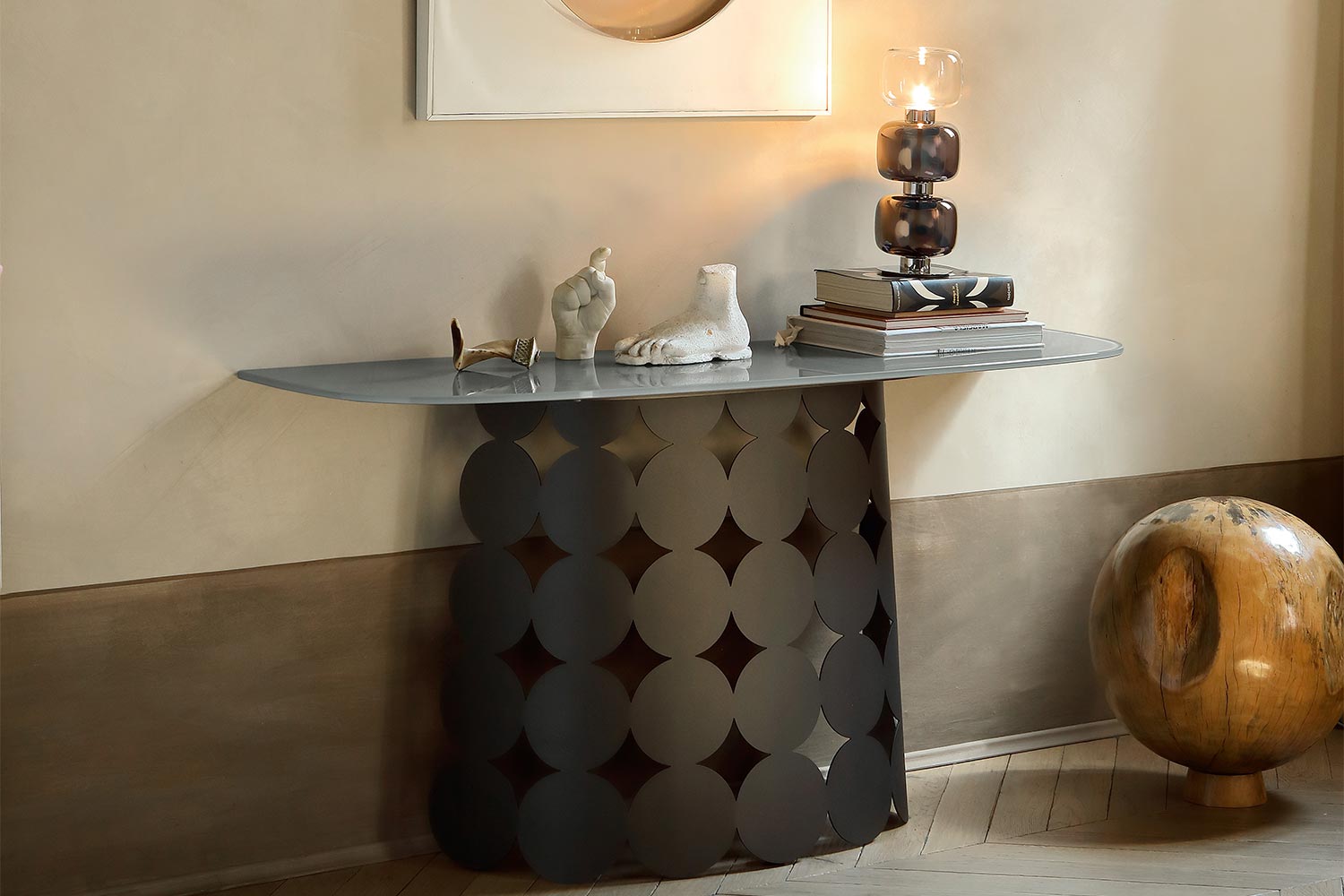 Pois console table by Tonin Casa