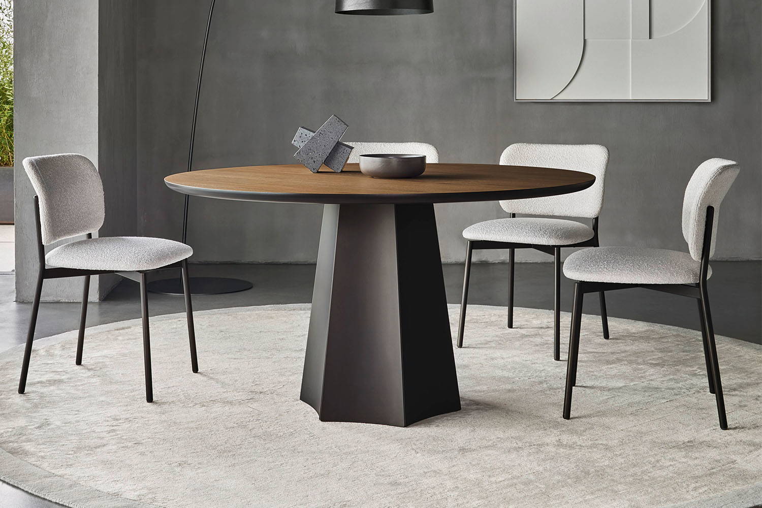 Poliedro Round Dining Table