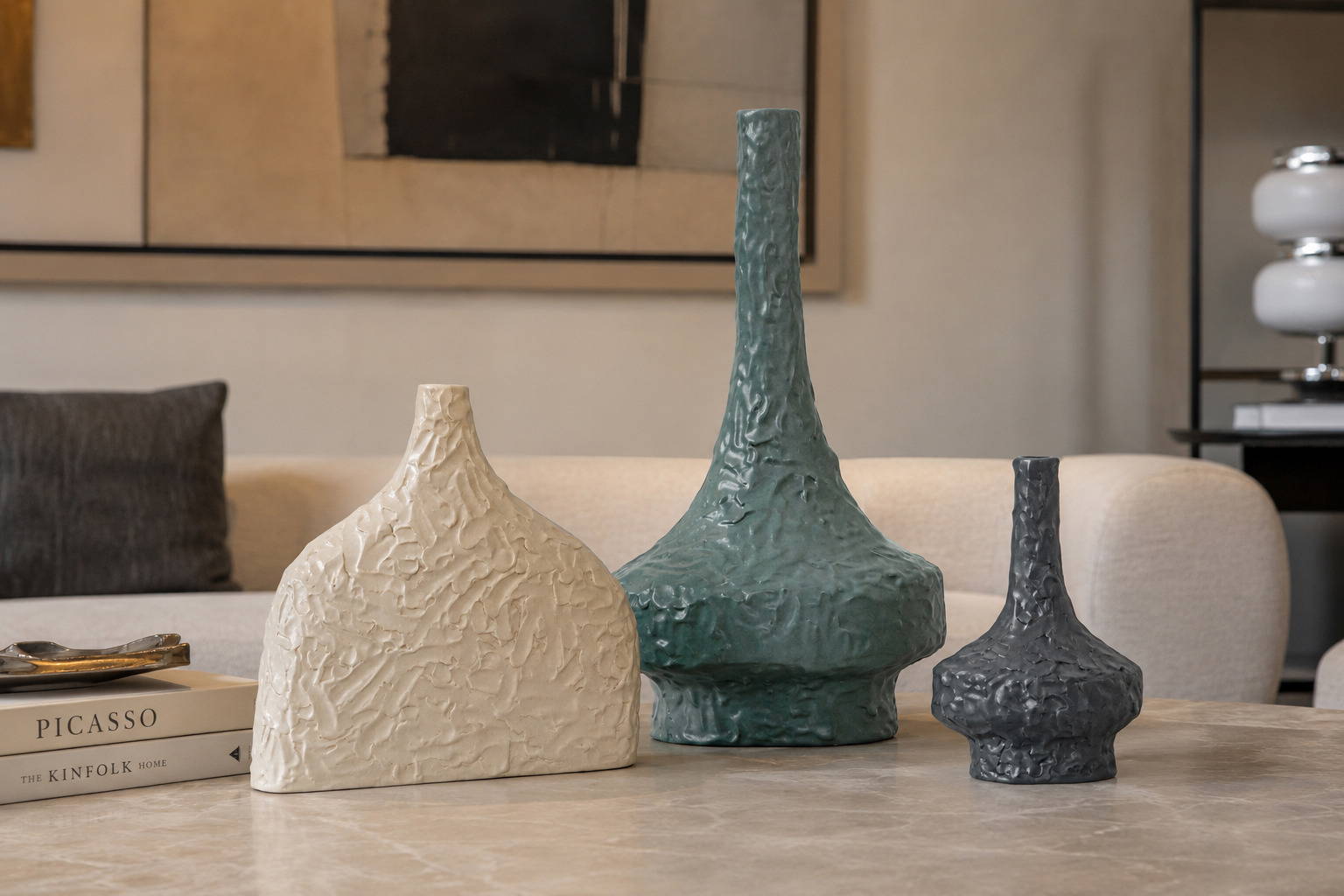 Primitivi Vases in modern home
