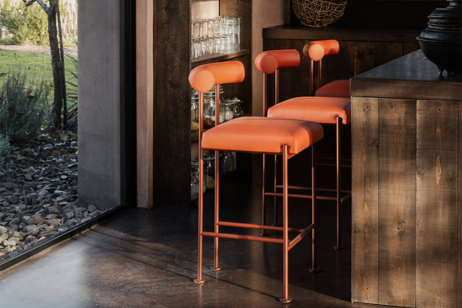 Qua-ndo Counter Stools from Midj