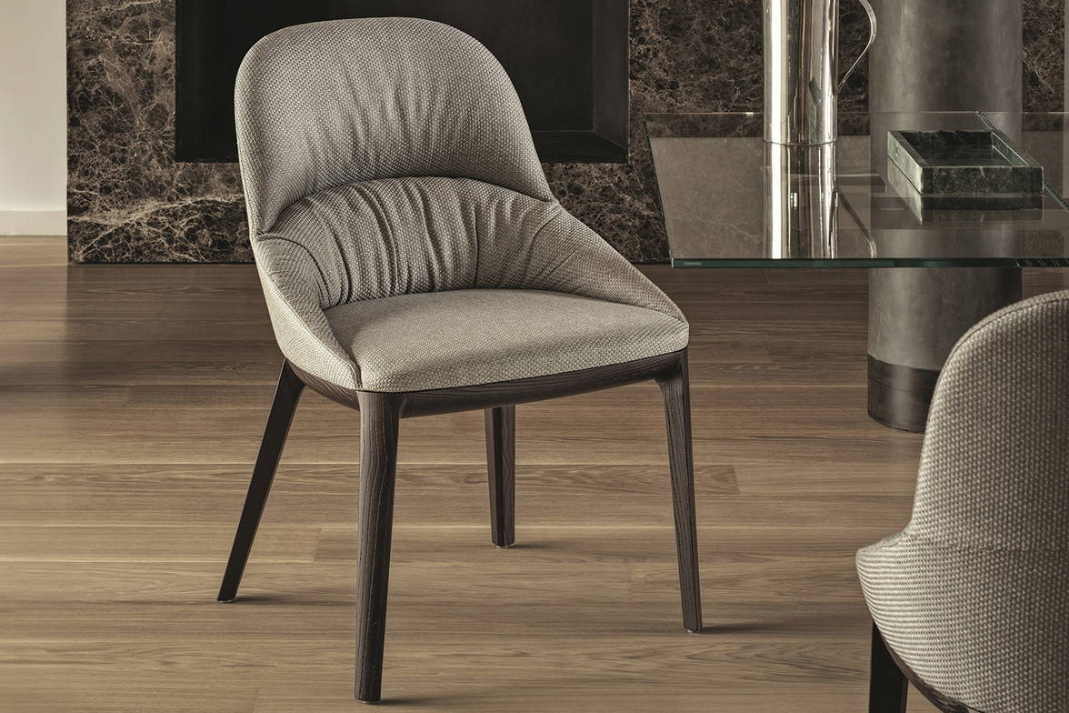 Queen wood dining chair designed by Pocci & Dondoli for Bontempi Casa Queen wood dining chair designed by Pocci & Dondoli for Bontempi Casa
