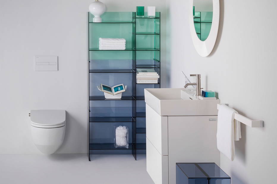 Rail Towel Holder in matte glossy white finish with the Max-beam end table and All Saints mirror