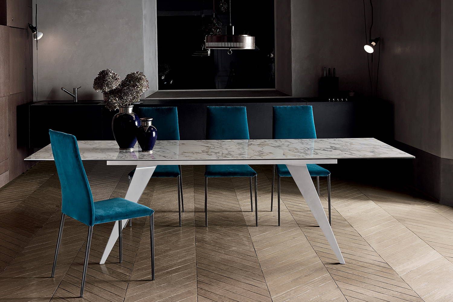 Ramos dining table with Tai dining chairs