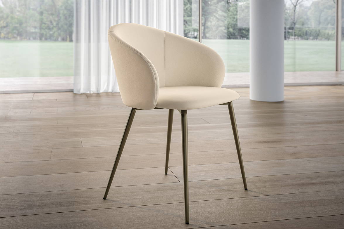 Rebecca Dining Chair with arms Rebecca Dining Chair with arms