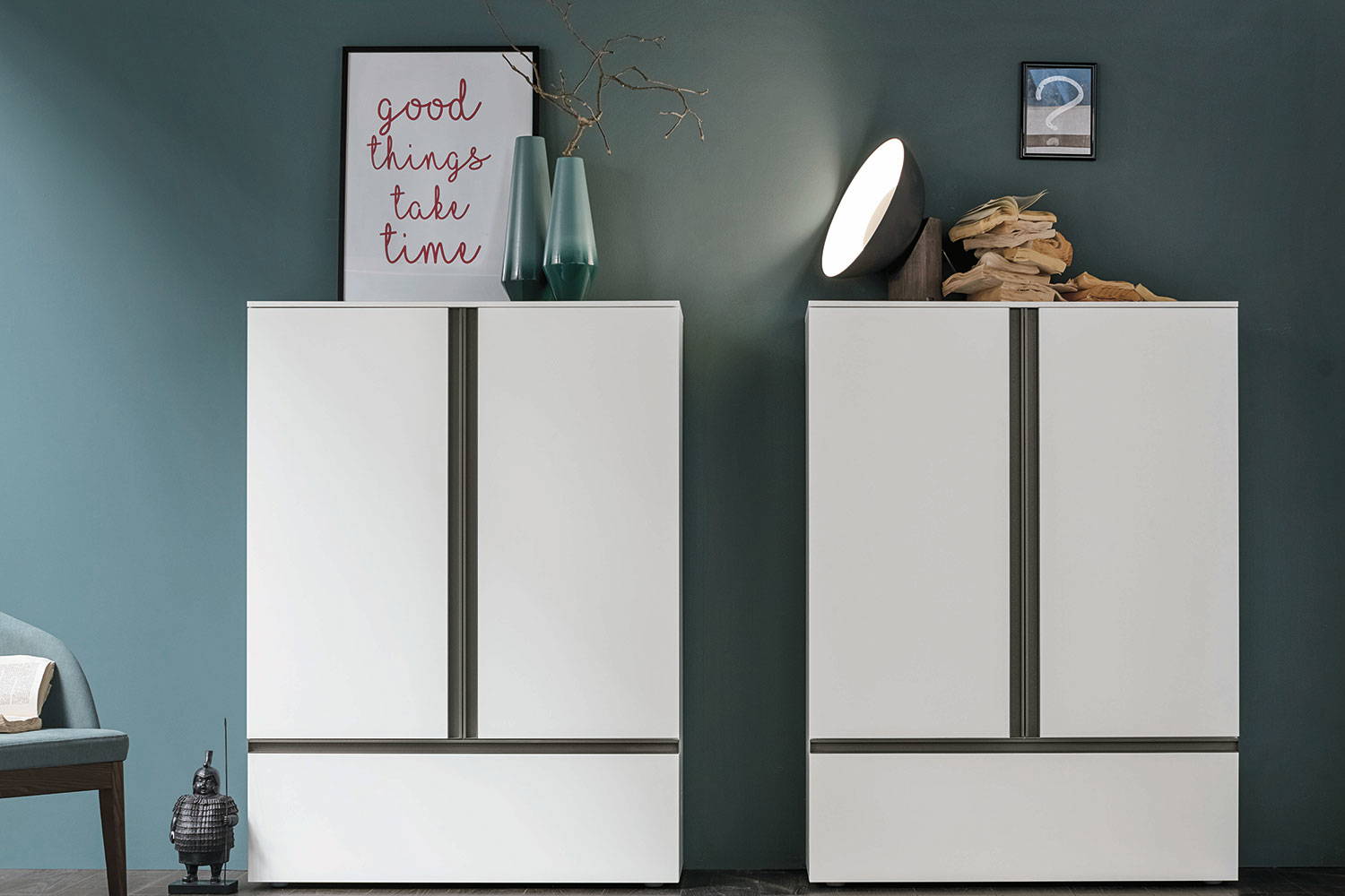 Regolo R03 cupboards with inserts
