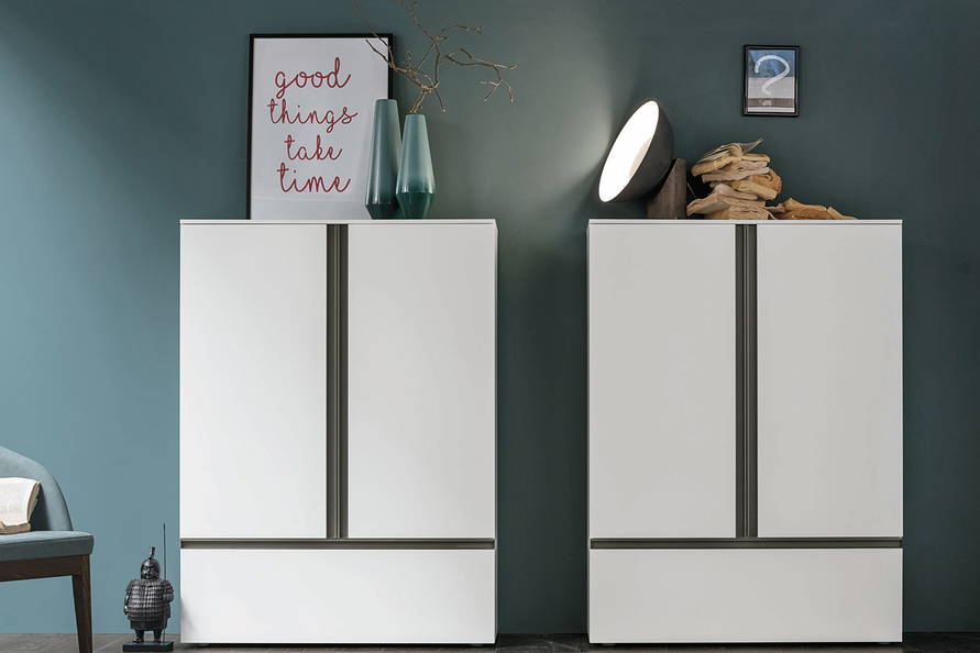 Regolo R03 Cupboard