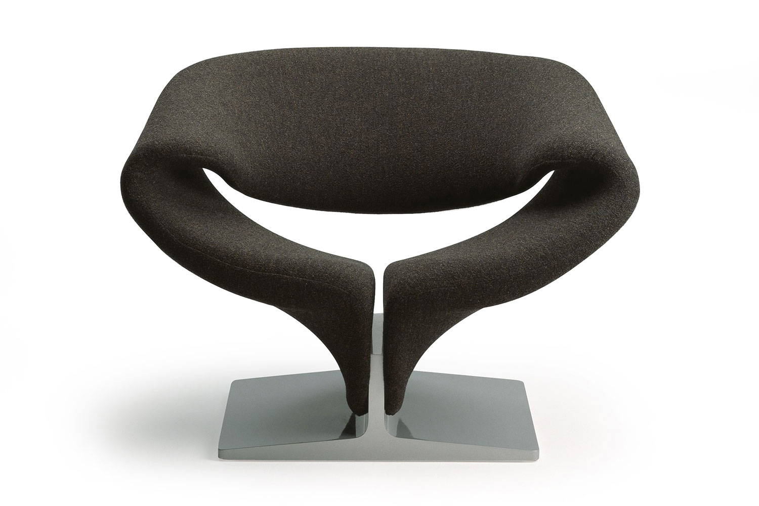 Ribbon lounge armchair by Artifort