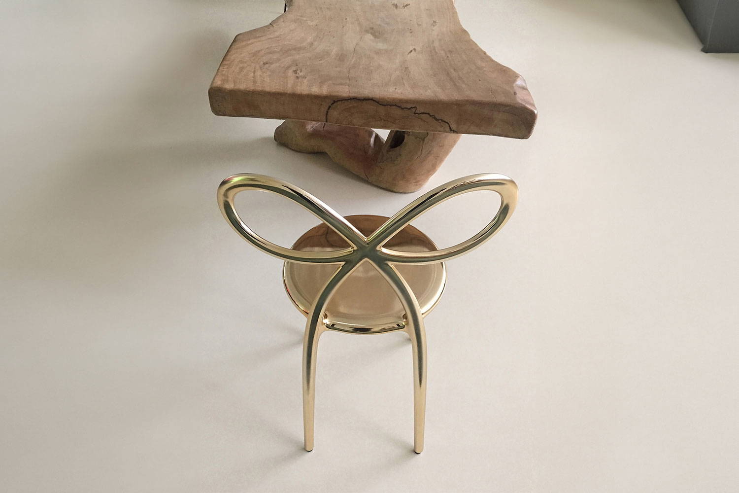 Ribbon Metal Dining Chair