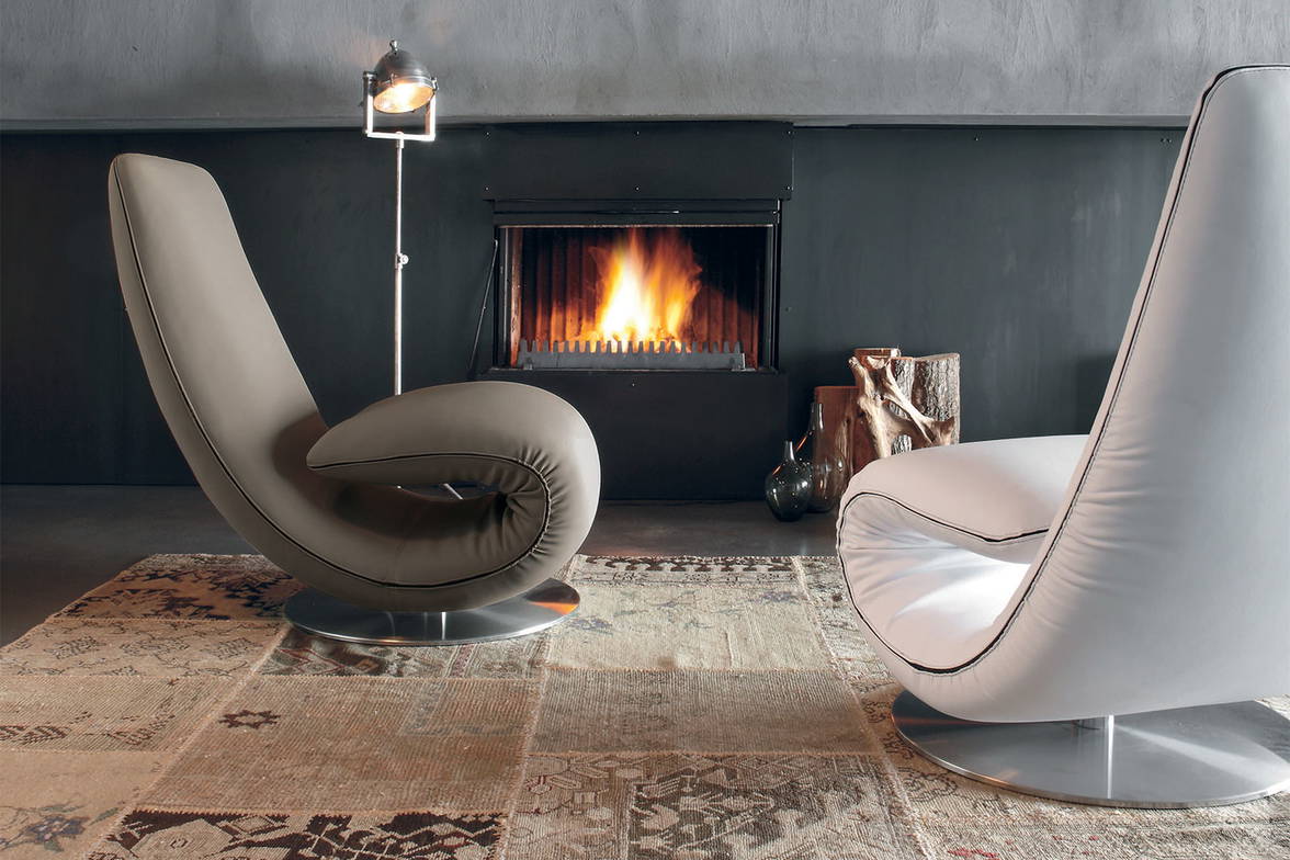 Ricciolo chaises by Tonin Casa Ricciolo chaises by Tonin Casa