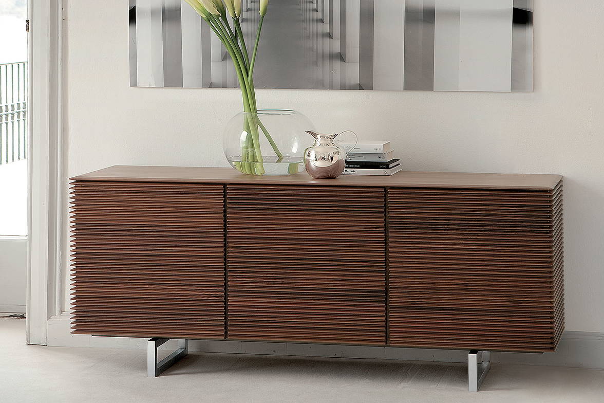 Riga 3 sideboard in living room setting by Porada Riga 3 sideboard in living room setting by Porada