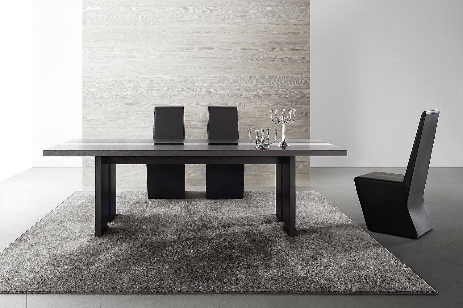 Ritz Dining Table by Bross Italia | room service 360°