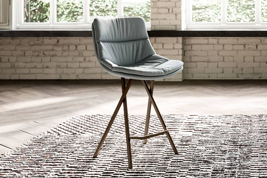 Roy Bar Stool by Ozzio Italia
