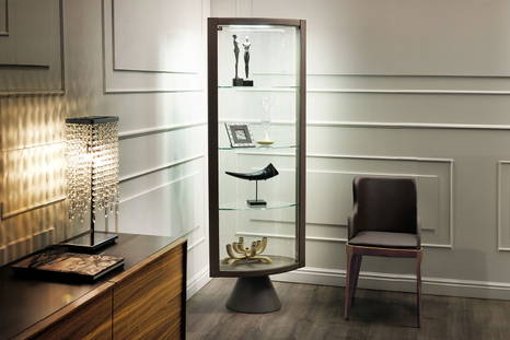 Saba swiveling curio by Cattelan Italia 