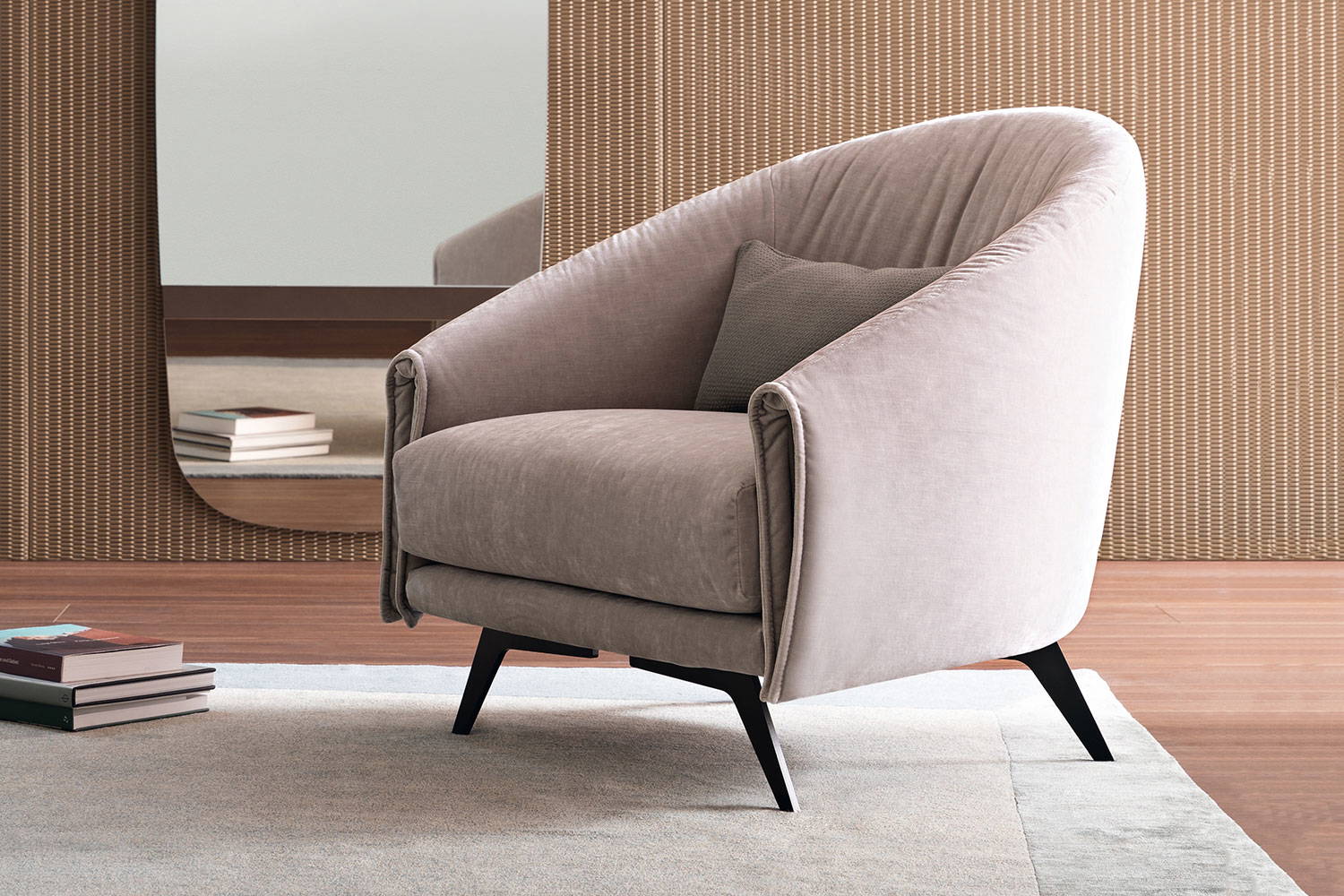 Saddle armchair by Bonaldo