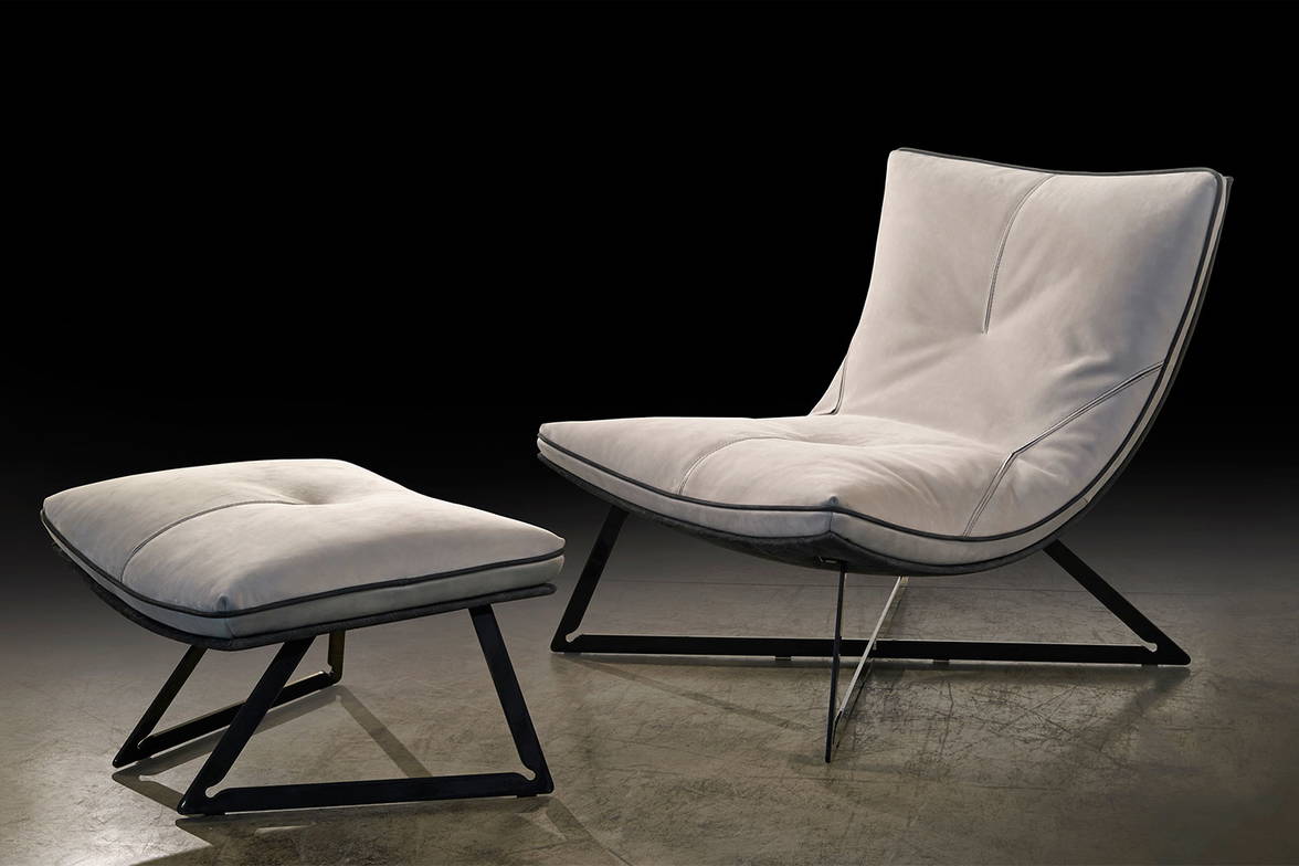 Scarlett chaise lounge with optional footrest available on request Scarlett chaise lounge with optional footrest available on request