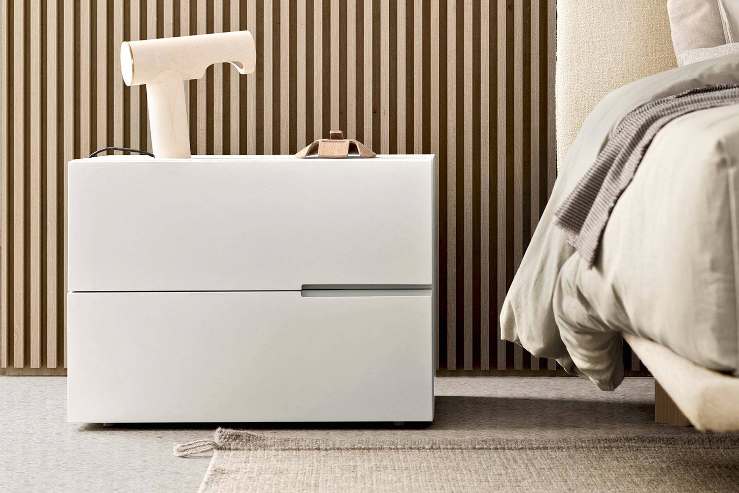 Segno Nightstand by Pianca | room service 360°