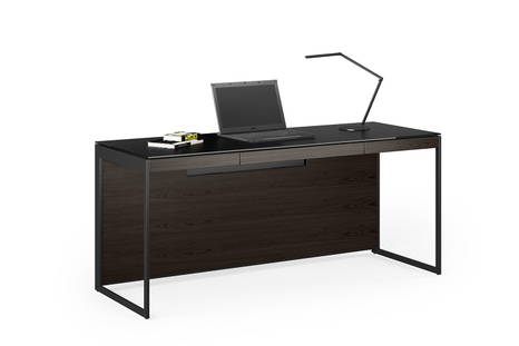 Sequel 20 6101 office desk designed by Matthew Weatherly 