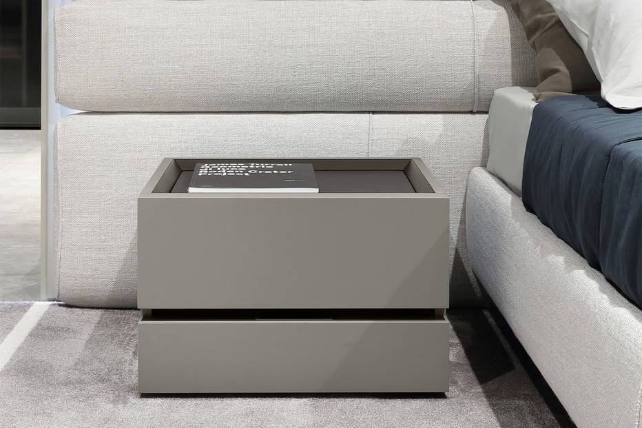 Sibari Nightstand