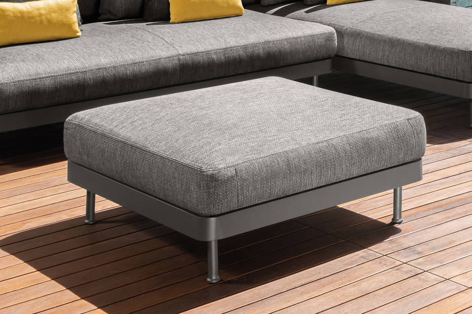 Slam pouf by Talenti