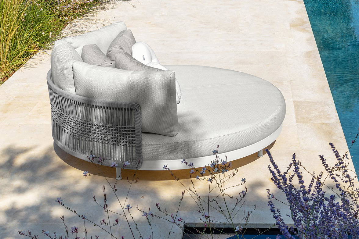 Slam Rope Daybed by Talenti Slam Rope Daybed by Talenti