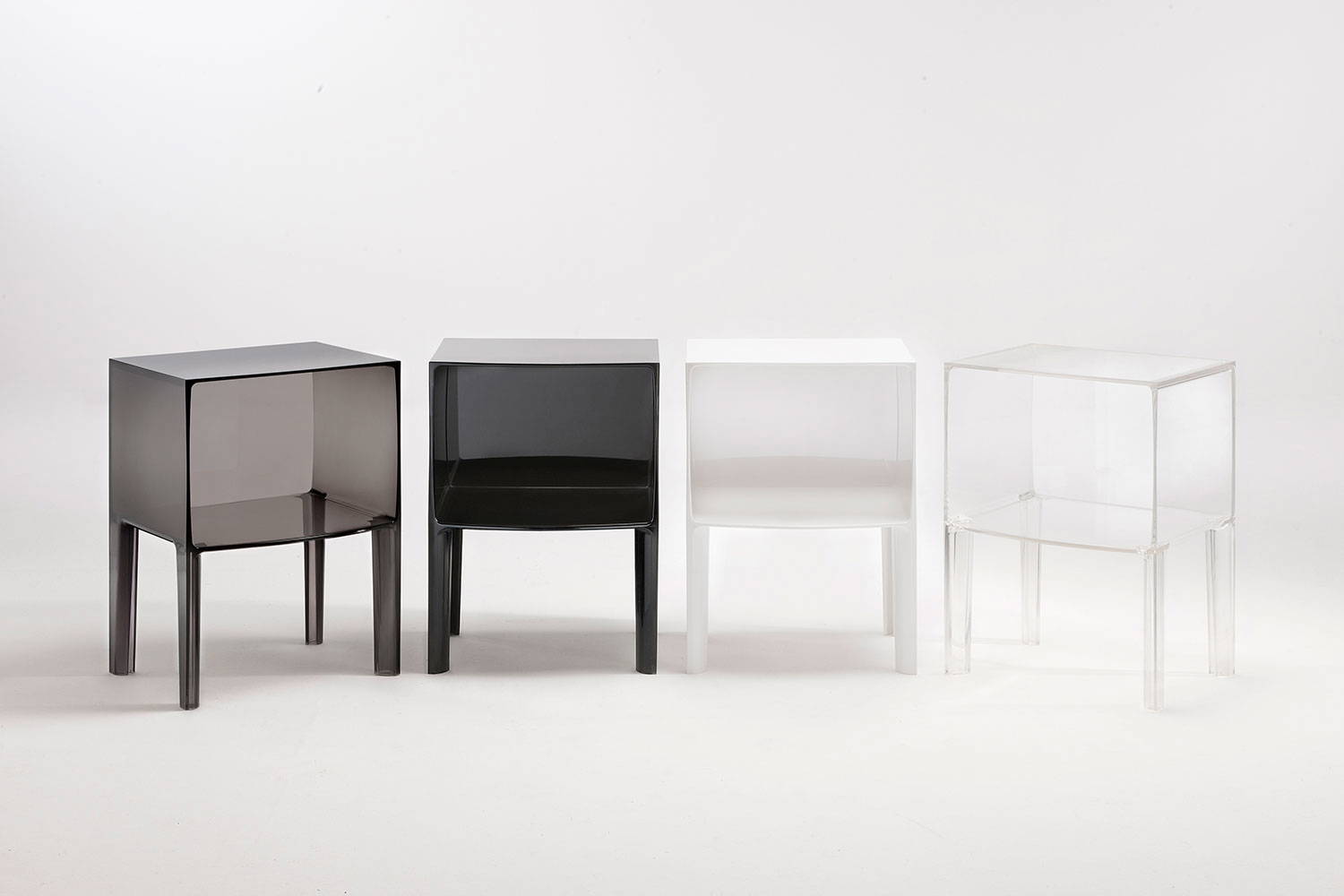 Small Ghost Buster Nightstand by Kartell | room service 360°