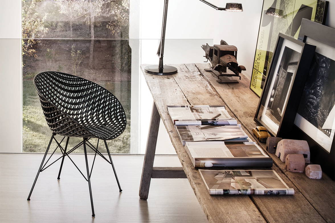 Smatrik dining chair with the Aledin Table Lamp Smatrik dining chair with the Aledin Table Lamp