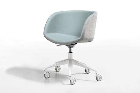 Sonny P office armchair by Midj (DP: on castors) (Multicolor upholstery is available on request)