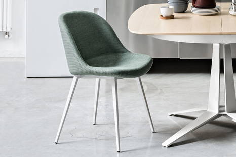 Sonny S dining chair by Midj (Q: Metal Legs) (Multicolor upholstery is available on request)
